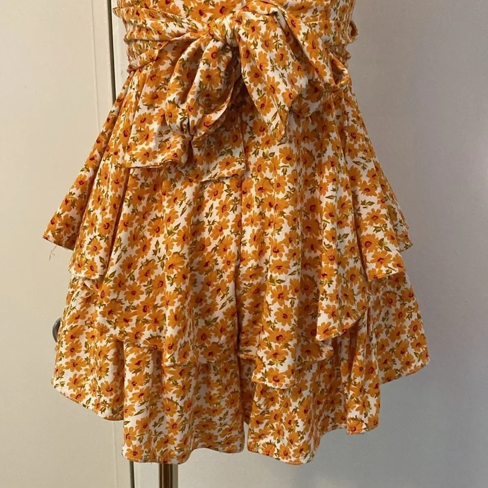 Saints and Secrets Yellow Floral Mini Playsuit / Romper Size Small - Picture 9 of 13